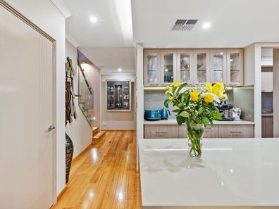 25 Waterhouse Meander, Burns Beach WA 6028