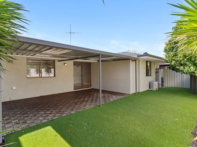 15 Ullswater Place, Balga WA 6061