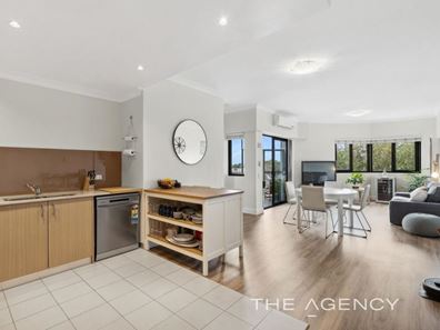 90/6 Walsh Loop, Joondalup WA 6027