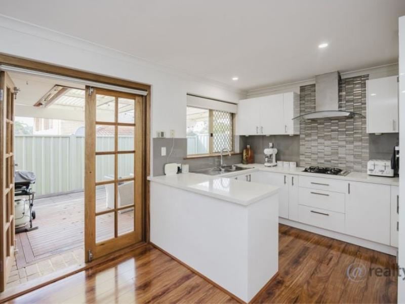 2/313-315 Canning Highway, Palmyra WA 6157