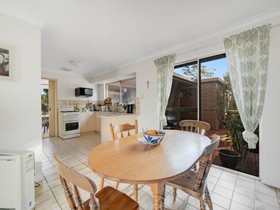 9 Gilbert Road, Duncraig WA 6023
