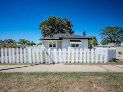 34 Wellaton Street, Midvale WA 6056