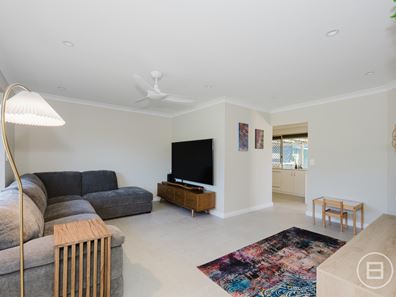 4 Caspar Road, Madora Bay WA 6210