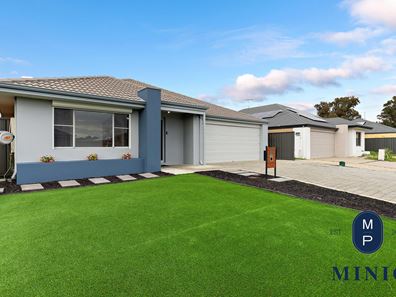30 Charnwood Grove, Hilbert WA 6112