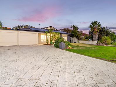 120 Baltimore Parade, Merriwa WA 6030