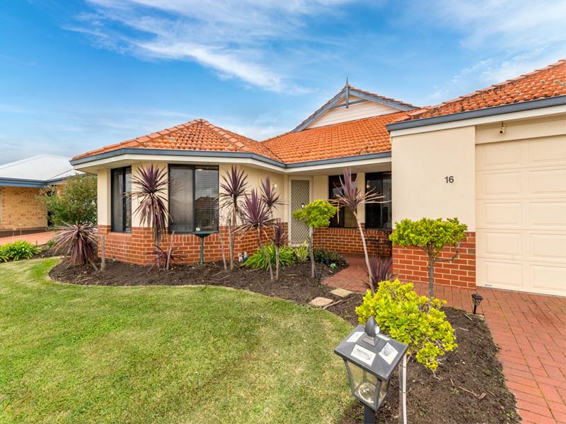 16 Sheriff Circuit, Wattle Grove WA 6107
