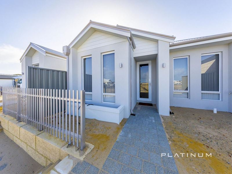 4 Eagle Lane, Eglinton WA 6034