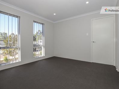 17/32 Gladstone Ave, Swan View WA 6056