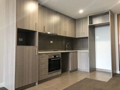 609/18 Cecil Avenue, Cannington WA 6107