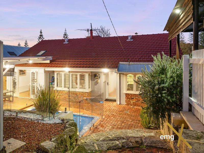 12 Daly Street, South Fremantle WA 6162