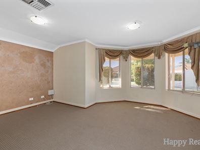 82 Coulthard Crescent, Canning Vale WA 6155