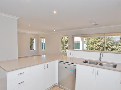 277 Drake Street, Morley WA 6062