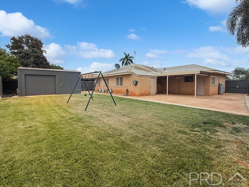 6 Parker Close, Baynton