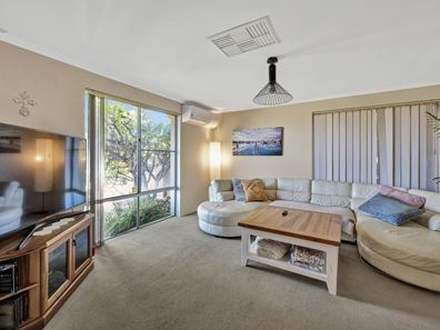 11 Mcaleer Drive, Mahomets Flats WA 6530