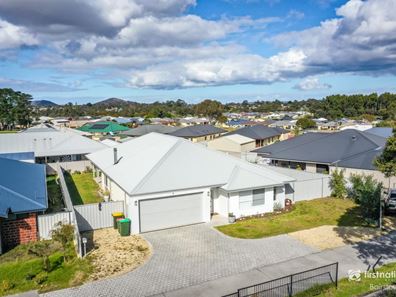 11 Pegasus Boulevard, Mckail WA 6330
