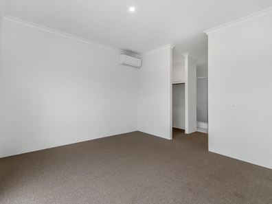 5 Scopello  Street, Madora Bay WA 6210