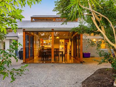 9 Tuck Street, Armadale WA 6112