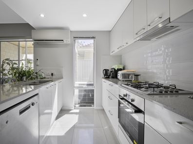 35A Maroog Way, Nollamara WA 6061
