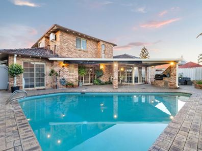 17 Mayer Close, Noranda WA 6062