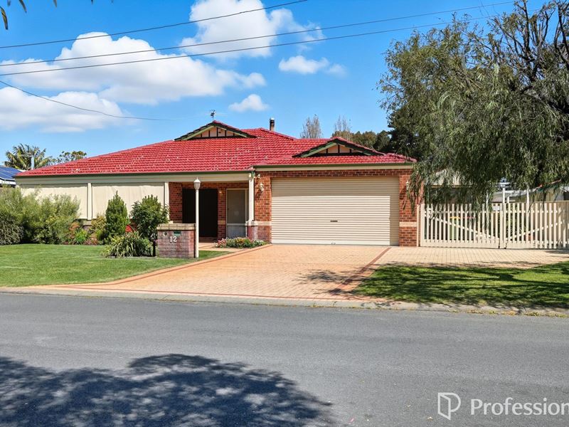 12 Georgette Street, Busselton