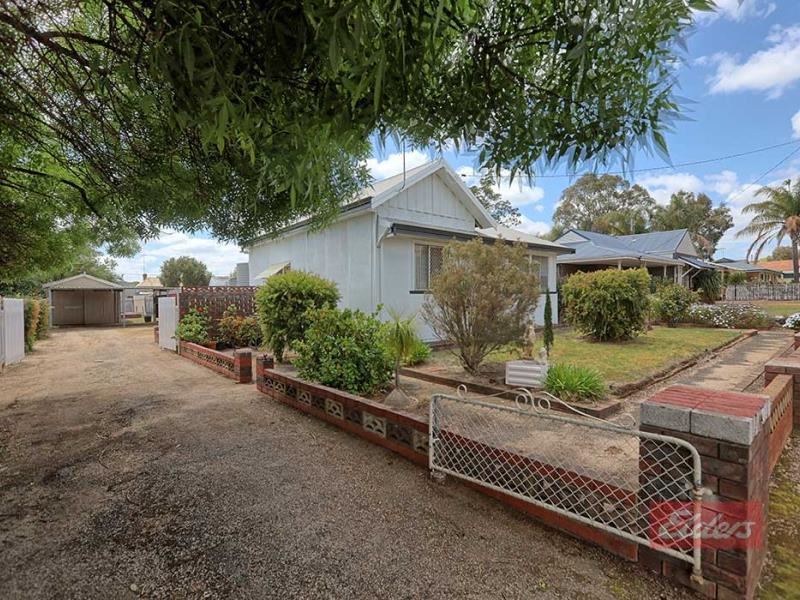 13 Grant Street, Narrogin