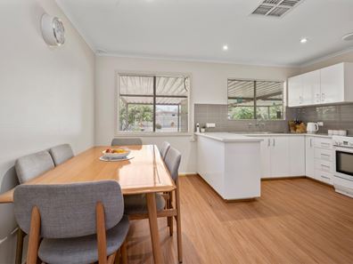 5 Castle Street, West Lamington WA 6430