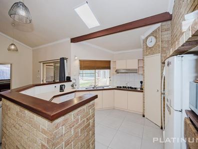 9 Essex Court, Quinns Rocks WA 6030