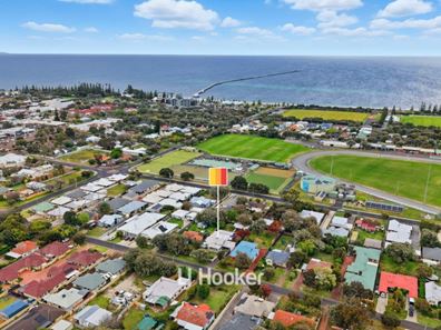 29 Fairbairn Road, Busselton WA 6280