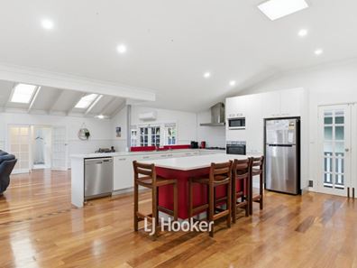 29 Fairbairn Road, Busselton WA 6280