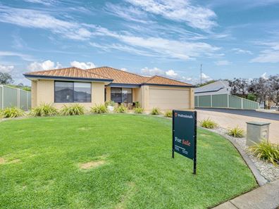 13 Heatherglen Road, Australind WA 6233