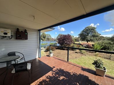 8 Sawle Street, Wagin WA 6315