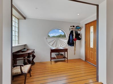10 Hendy Street, Port Denison WA 6525