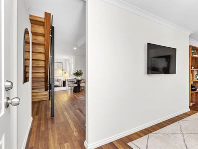 119 Scarborough Beach Road, Mount Hawthorn WA 6016
