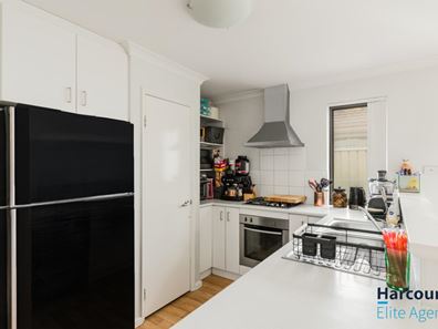 26 Thundelarra Drive, Golden Bay WA 6174