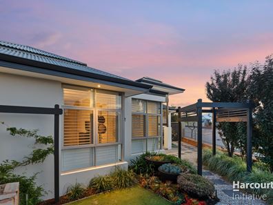 2 Putley Road, The Vines WA 6069