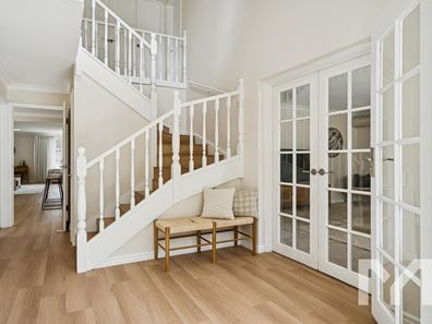 8 Norton Ridge, Winthrop WA 6150