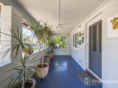 120 Lansdowne Road, Kensington WA 6151