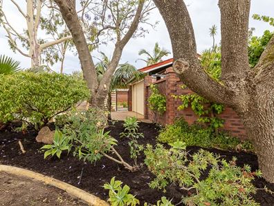 15 Watson Street, Gosnells WA 6110