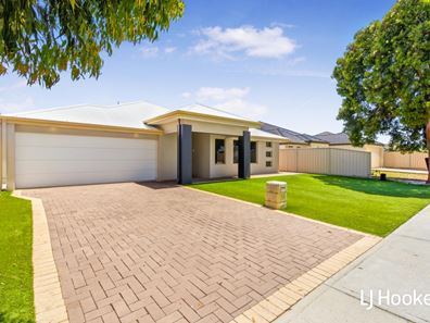 86 Waterfoot Loop, Canning Vale WA 6155