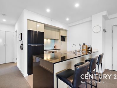 62/3 Homelea Court, Rivervale WA 6103