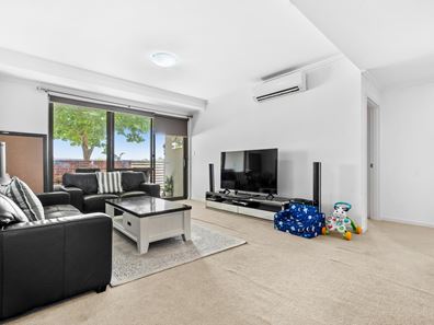 9/40 Bennett Springs Drive, Bennett Springs WA 6063