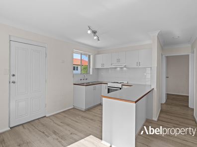 24i/125 Herdsman Parade, Wembley WA 6014