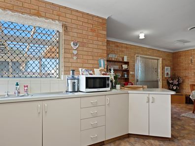 8 Herman Way, Mount Tarcoola WA 6530