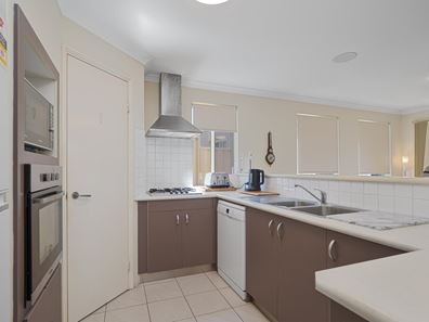 19/17-21 Third  Avenue, Kelmscott WA 6111