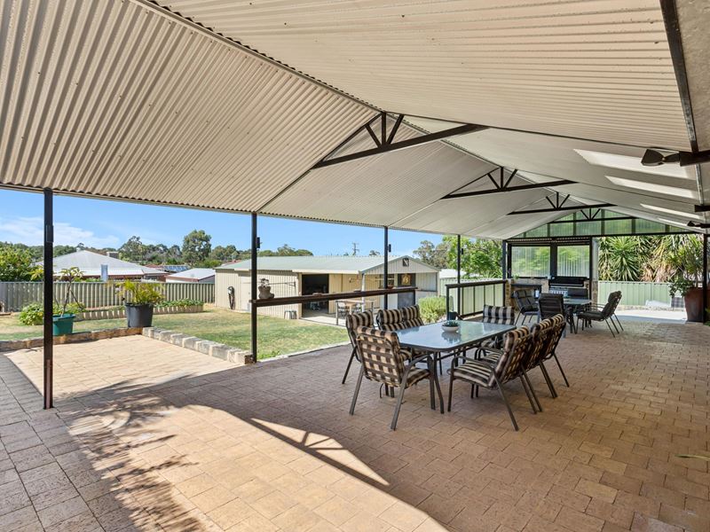 4 Cheney Court, Swan View WA 6056