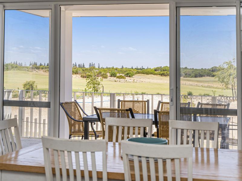 51 Tidal Drive, Port Kennedy WA 6172