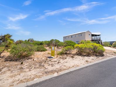 3 Ocean Blue Loop, Peppermint Grove Beach WA 6271