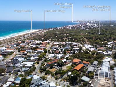 8 Ozone Parade, Trigg WA 6029