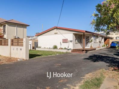 1/4 Holywell Street, South Bunbury WA 6230