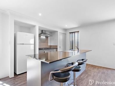 5 Mosley Street, Hilbert WA 6112